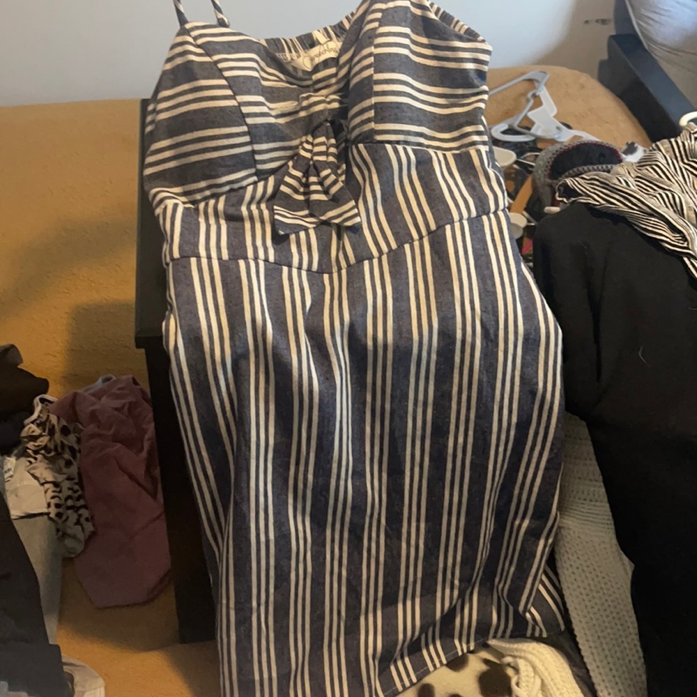 Short dress